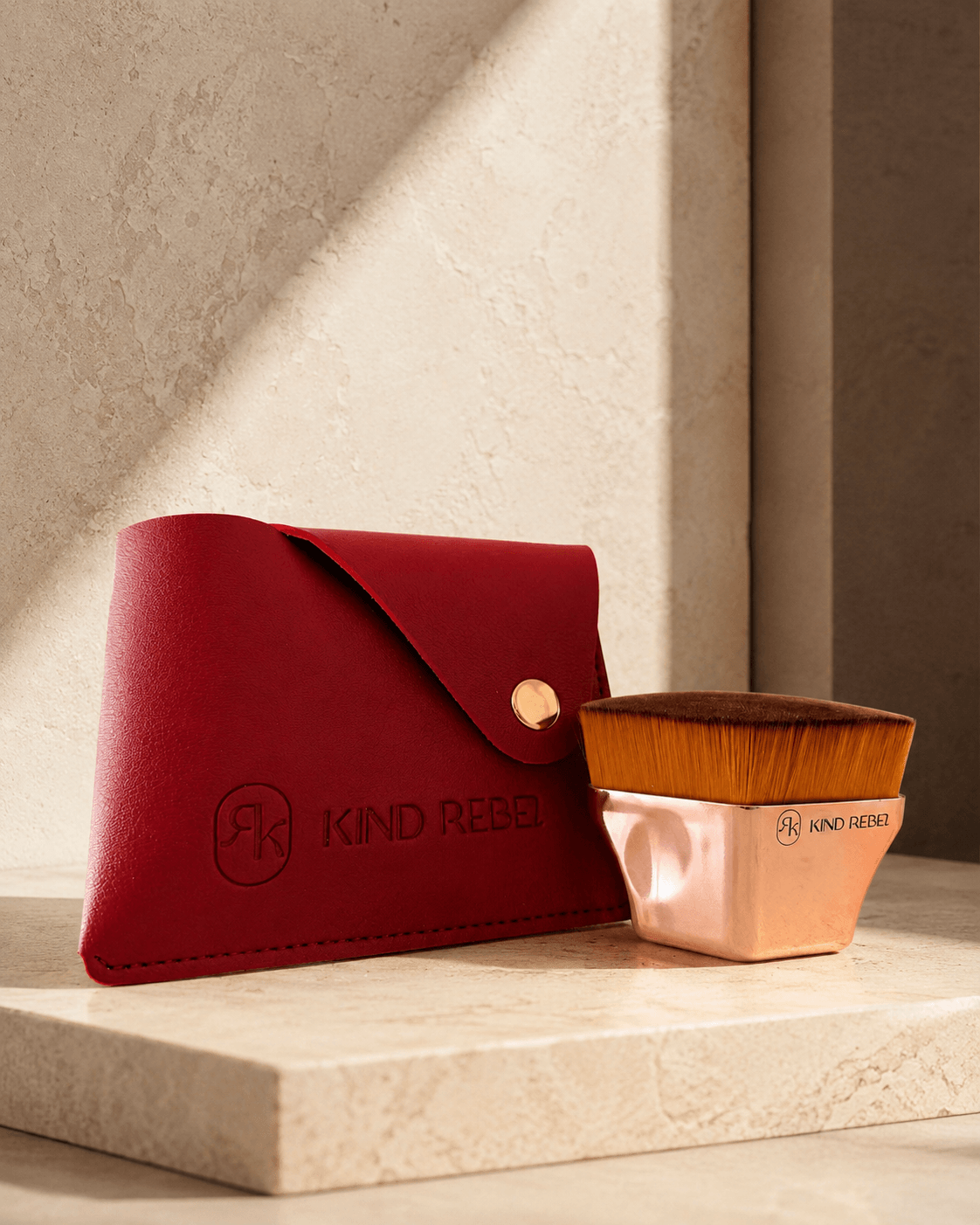 Removable aroma stone inside brush case
