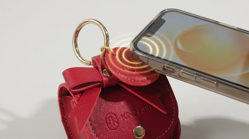 Phone tapping the complimentary tag